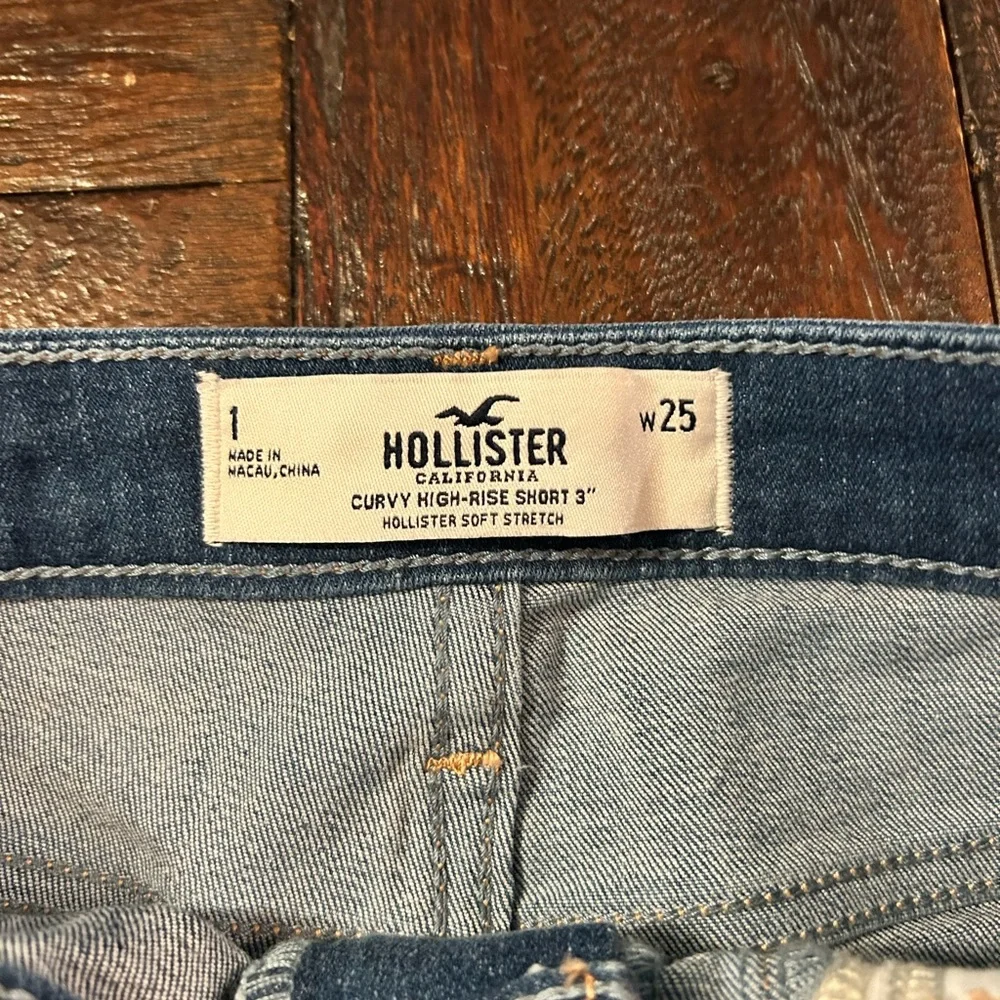 Hollister Women’s Two-Tone Blue Patchwork Denim Shorts